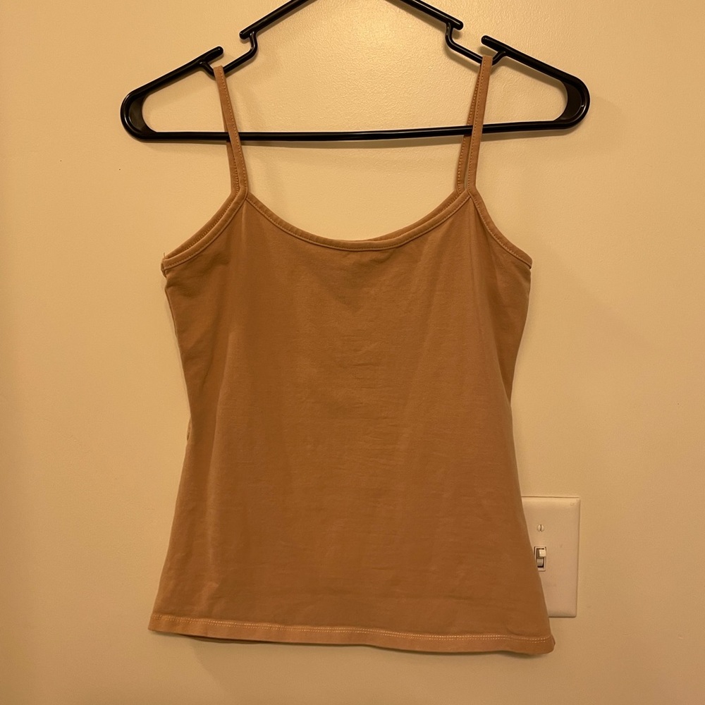 SHEIN - Solid Form Fitted Cami Top